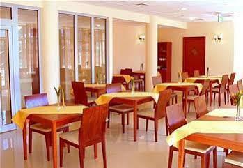 Hotel H6 Major Travel & Business, Free Parking Kraków